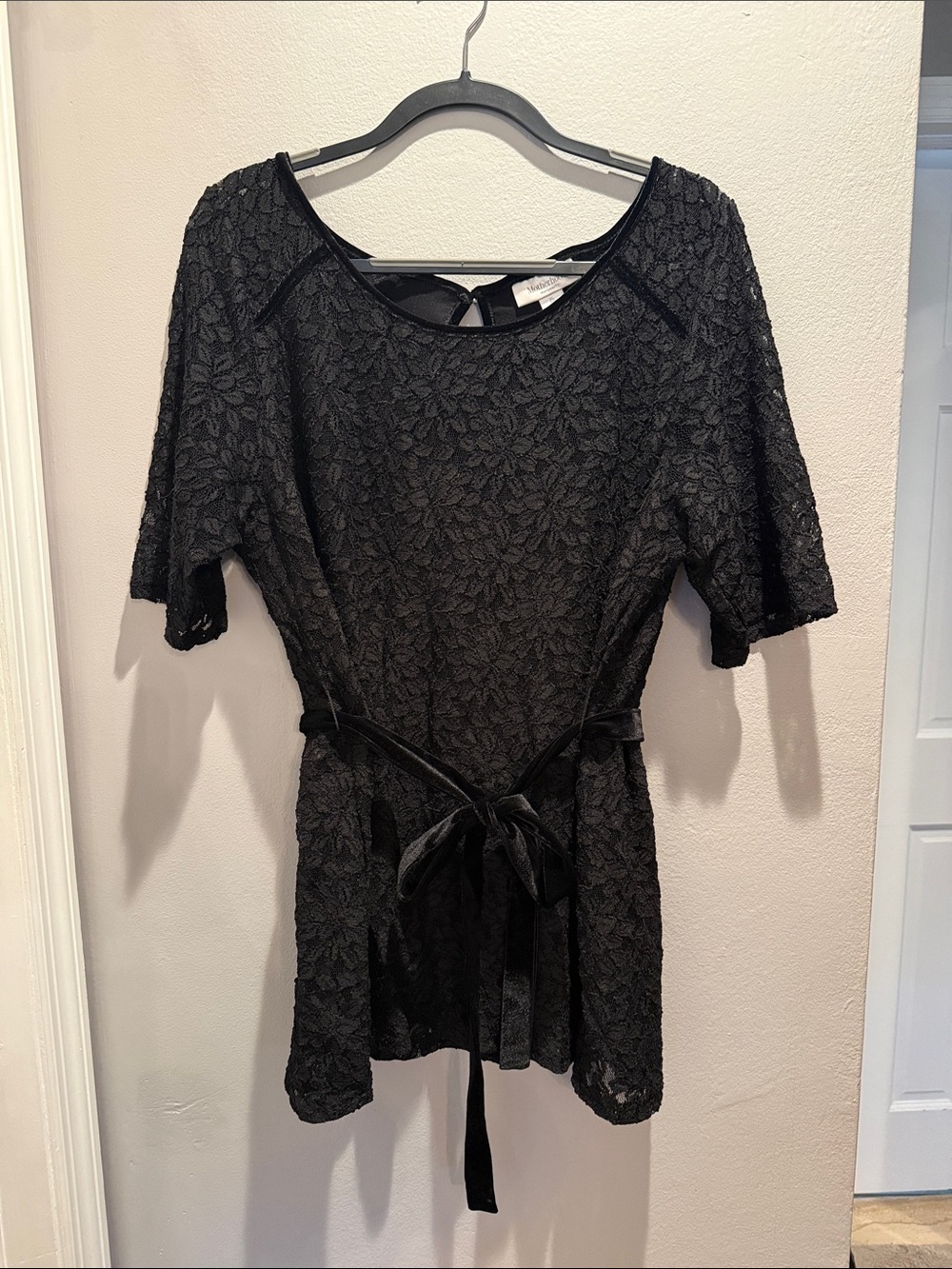Maternity Lace-sleeve Blouse